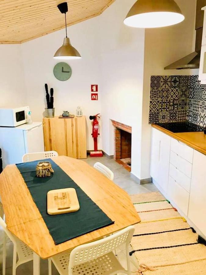 Casa Do Penedo - Um Segredo Na Serra Da Estrela Quintas de Baixo المظهر الخارجي الصورة
